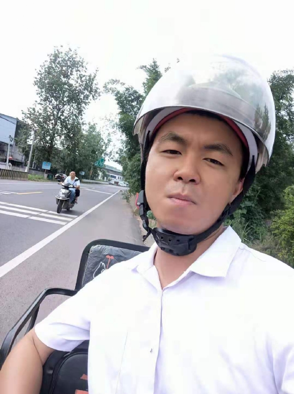 紧张死了的第一张照片--四川父母相亲团